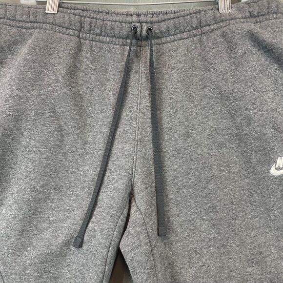 Nike Sweatpants Men X-Large Gray Athletic Joggers Warm Pocket Drawstring Comfort - Picture 3 of 10